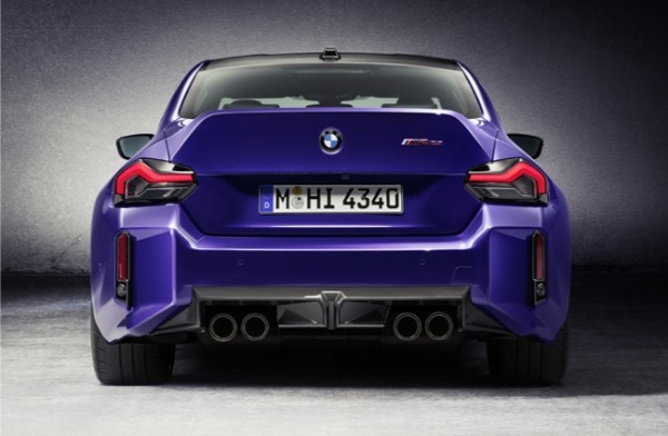 サーキット走行を志向したBMW M2の特別なハイパースポーツモデル「M2 CS」が日本上陸