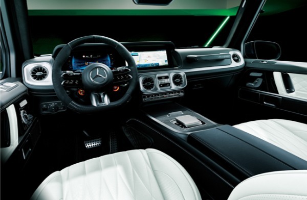 メルセデスAMG G 63として日本で初めて「AMGパフォーマンスパッケージ」を採用した特別仕様車「メルセデスAMG G 63エディション パフォーマンス」が日本上陸