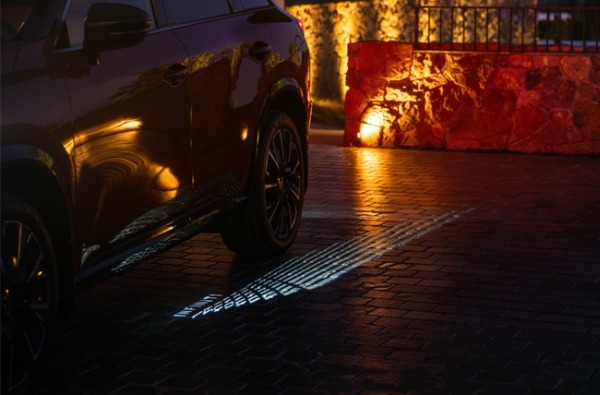 日産の高級ファストバックSUVの新型インフィニティQX65が初公開