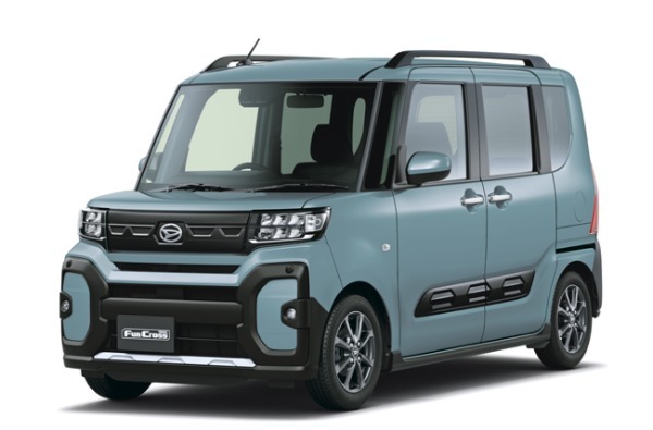 アルファロメオの新型コンパクトSUV「ジュニア」が待望の日本デビュー