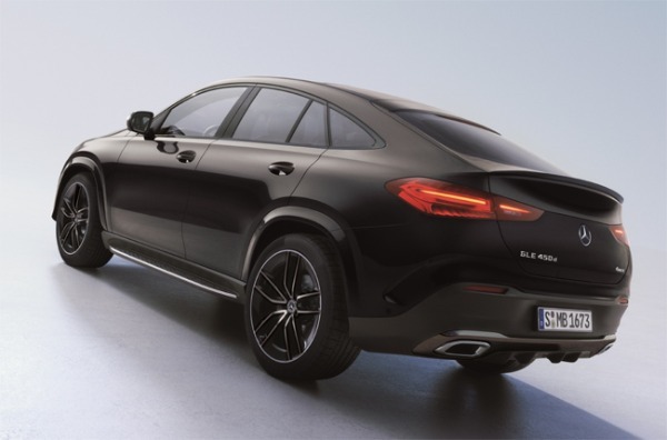 ブラックのアクセントを利かせたメルセデス・ベンツGLE／GLEクーペ「ナイトエディション」が日本デビュー