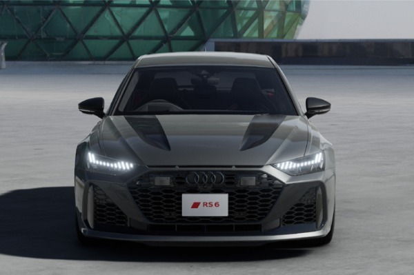 アウディRS6アバントの特別なハイパフォーマンスモデル「RS6アバントGT」が日本で限定発売