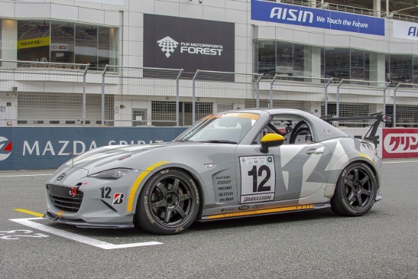 マツダが【S耐DNA】を公道にリリース。MSRロードスター&12Rが示す次世代スポーツカー像