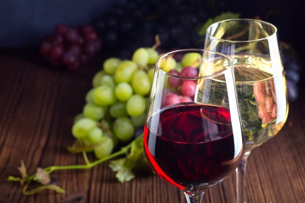 好きなお酒を資産運用の選択肢にできるワイン投資とは？