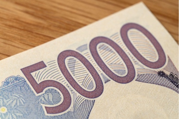 まずはここから！　毎月5,000円を投資してみる―10年後、20年後の資産は？