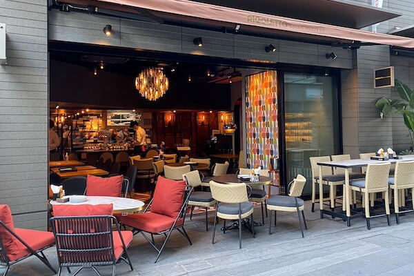 LVMHが出資するLキャタルトンが「リゴレット」などの飲食事業を展開するHUGEに出資