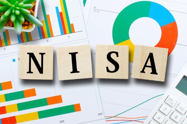 積立NISAの始め方は？積立を始めるまでの具体的な手順がわかる！