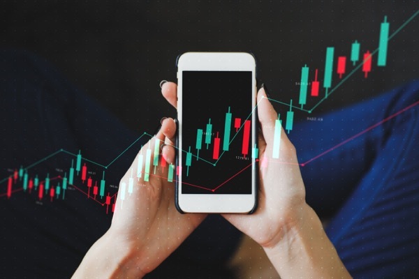 【2025年版】不労所得で生活してる人の3タイプと収入源7選｜あなたの目指す道は？