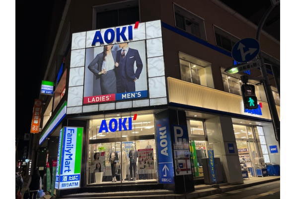 AOKIホールディングスの中間期決算は３期連続で増収増益