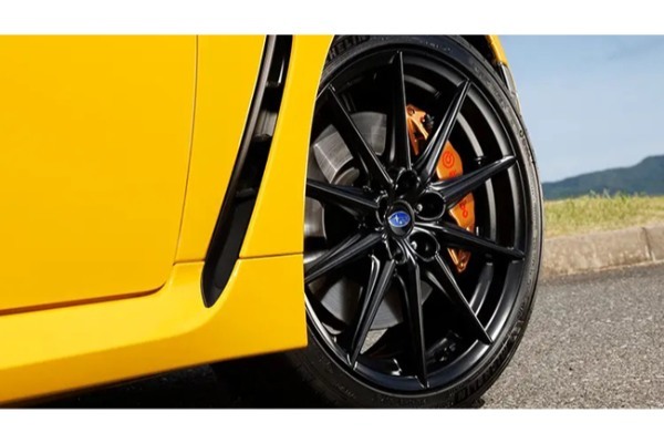 鮮やかなイエローのボディカラーで圧倒的な存在感を放つSUBARU BRZの限定モデル「STI Sport YELLOW EDITION」がデビュー