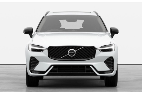 ブラックのアクセントを配してスポーティさを際立たせたボルボXC60の特別仕様車が日本上陸