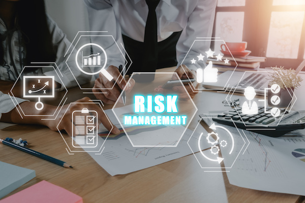 リスク管理,マネジメント,職場,情報