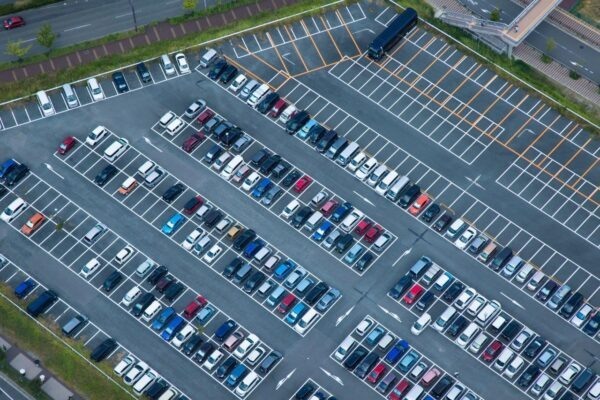 空車位置がすぐわかる！AIを駆使した先進的な駐車場管理システムが新発売