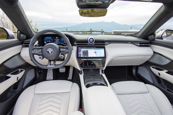 Z世代のクルマ談義【GTモデルを通じてマセラティが提供する「オリジナリティとブランド価値」】