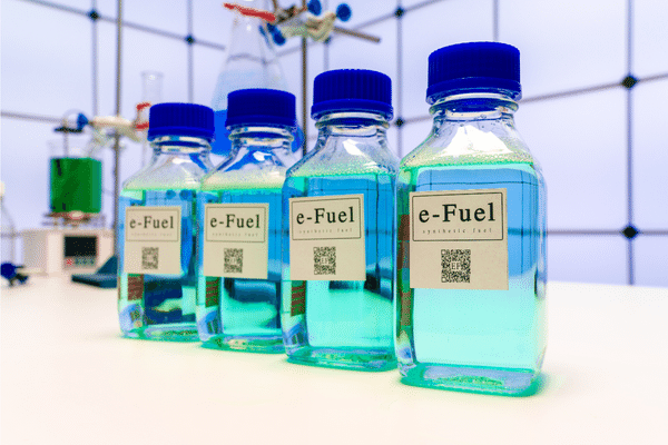 合成燃料「e-fuel」とは？カーボンニュートラル実現の切り札？
