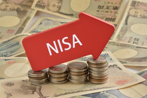 つみたてNISA（積立NISA）はどのくらい儲かるの？利益のシミュレーションと知っておきたいこと