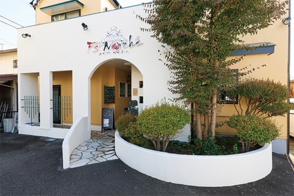 【ニッポンの優食 富士宮編】地元名産ブランド豚”LYB豚(ルイビブタ)”を求めてトヨタ・クラウン・エステートで富士山麓ドライブ