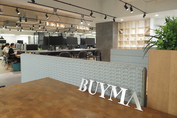 「バイマ」運営エニグモ、トラベル事業拡大の一方で営業赤字