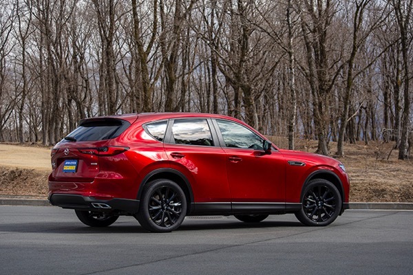 【最新モデル試乗】マツダ渾身のドライバーズSUVが完成度アップ! CX-60はより完成形に近づいた