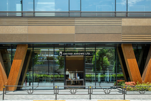 ユナイテッドアローズが最終利益を上方修正で31％増へ　年間配当は82円に増配