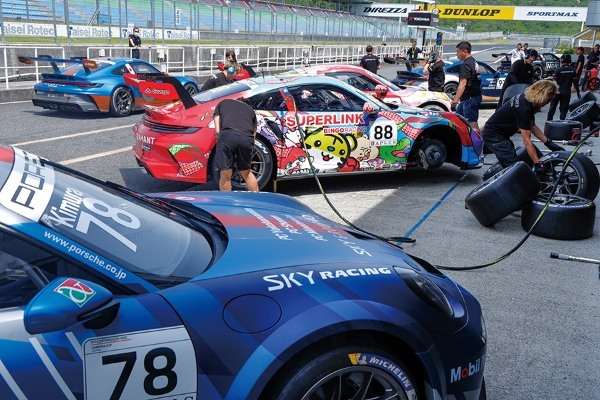 【モータースポーツ特集2025】スーパーカーによる本気バトル「ポルシェカレラカップジャパン」