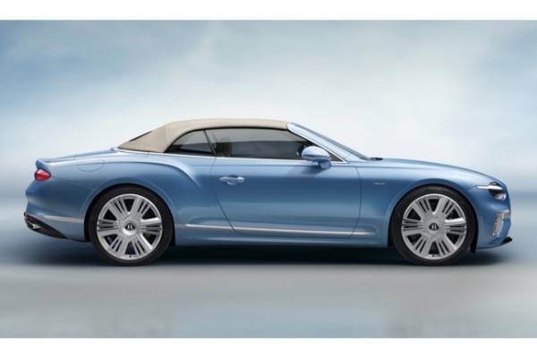 “ハイパフォーマンスハイブリッド”を搭載するベントレー・コンチネンタルGT/GTC、フライングスパーが登場。日本への導入も決定