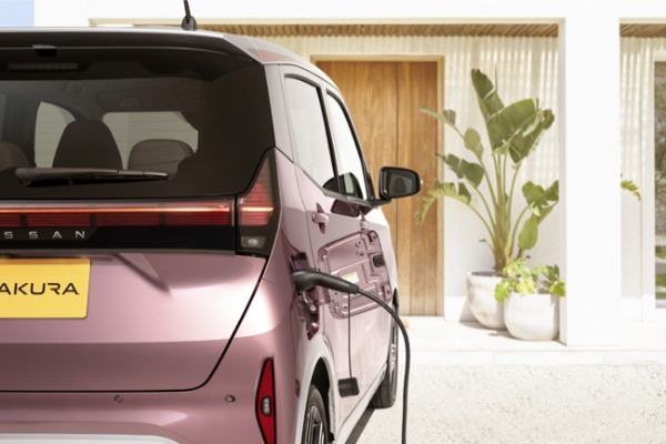 マイナーチェンジを予定する軽EVの日産サクラの新デザインが先行公開
