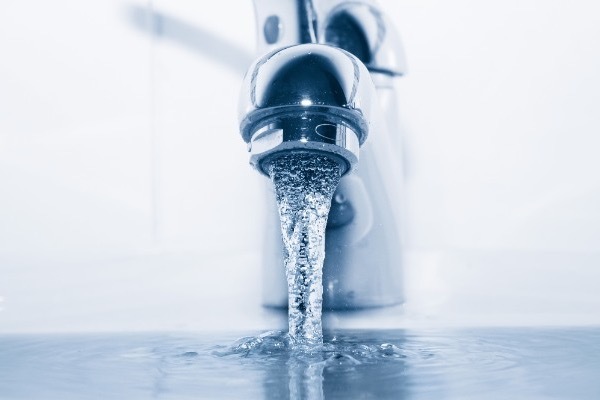 賃貸物件での水漏れの予防・発生時の対処のために大家は何をすればいい？