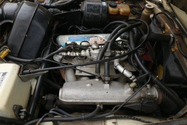 【20世紀名車】愛称は「スウェディッシュ・フェラーリ」。美しさとロングライフを追求した1972年ボルボ1800Eの永遠性