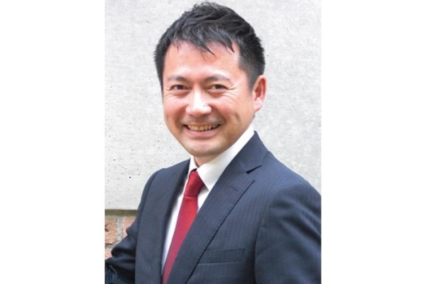田岡 英明氏