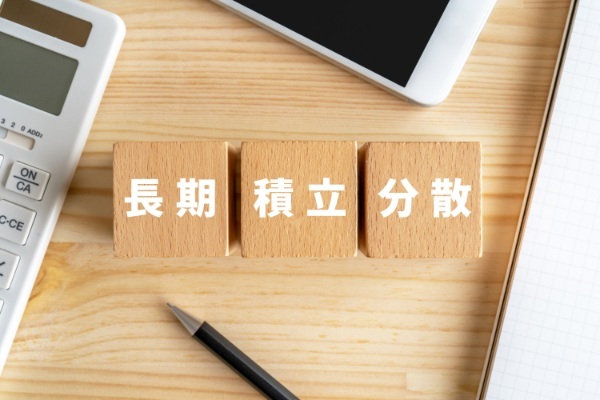 1,000万円を低リスクで資産運用する方法5選とメリットや注意点を解説