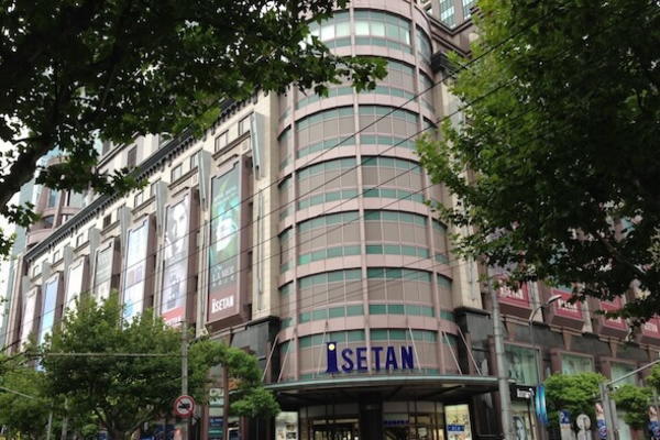 「ジェラピケ」や「アガット」が出店する中国・上海の「伊勢丹」が６月末で閉店