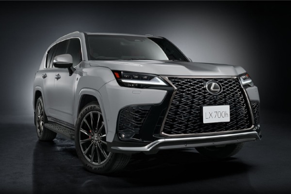 レクサスLXに「走る喜び」をさらに追求した“F SPORT”を新設定