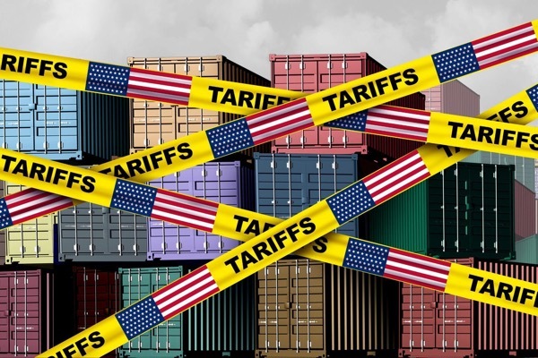 米国新関税政策が半導体業界に与える影響:投資家が注目すべき3つのポイント