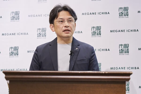 メガネトップが「目の日焼け」対策に向けてサングラス普及を本格化　高校球児向けサングラスや犬専用ゴーグルも投入
