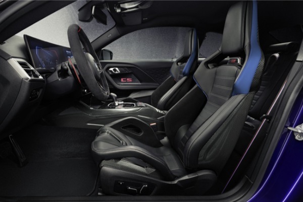 サーキット走行を志向したBMW M2の特別なハイパースポーツモデル「M2 CS」が日本上陸