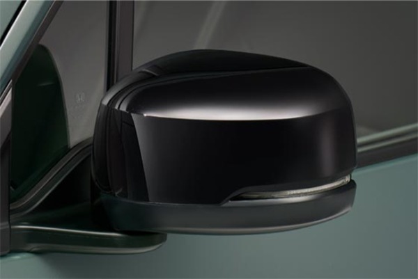ホンダN-WGNに新グレード「ファッションスタイル」とN-WGNカスタム特別仕様車「BLACK STYLE」が登場