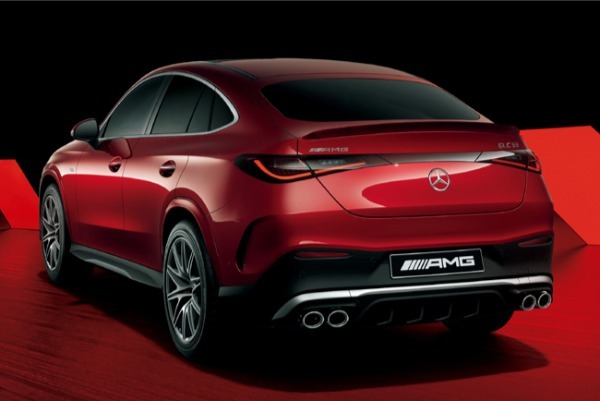 メルセデス・ベンツGLCクラスの高性能モデル「メルセデスAMG GLC 53 4MATIC＋」が日本上陸。導入記念限定モデルとして「Edition Dark Performance」も設定