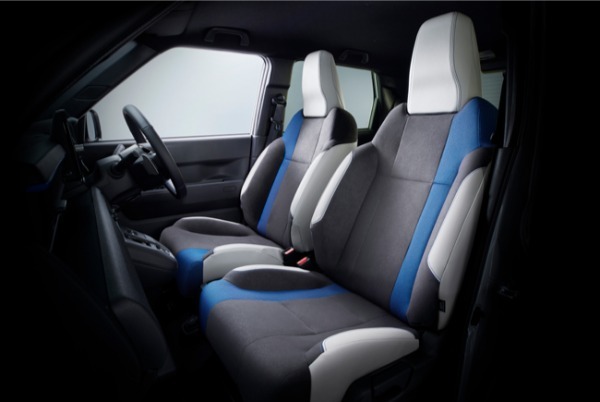 ホンダがジャパンモビリティショー2025において0シリーズの新型プロトタイプ「0 α」とホンダらしい遊び心に満ちた小型EV「Super-ONE Prototype」をワールドプレミア