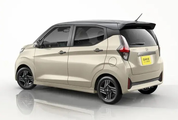 日産デイズが先進安全運転支援システムのアップデートや機能装備の拡充などを敢行