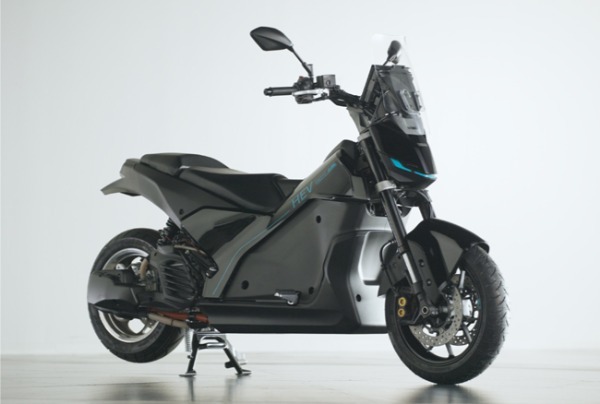 ヤマハ発動機がジャパンモビリティショー2025で「感じて動きだす」をテーマにワールドプレミア6機種を含む16モデルの出展を予告