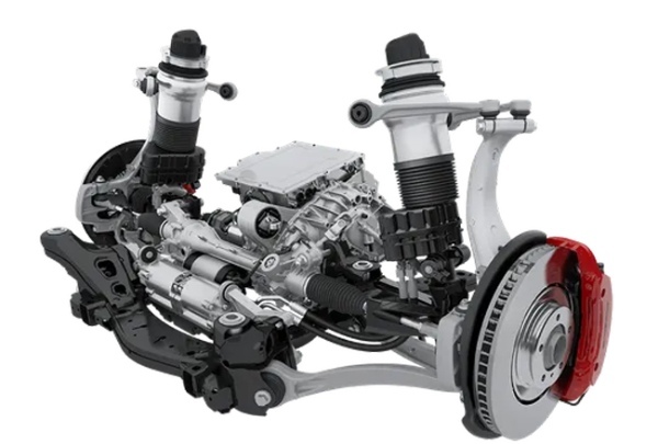 フル電動パワートレインを搭載したBEVモデルのポルシェ・カイエンが日本デビュー