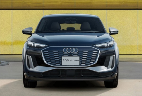 アウディの新型プレミアムミッドサイズ電動SUVクーペ「Q6スポーツバックe-tron」シリーズが日本上陸