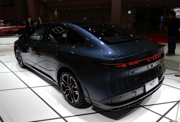ジャパンモビリティショー2025において日産の新世代フラッグシップモデル3台が揃い踏み