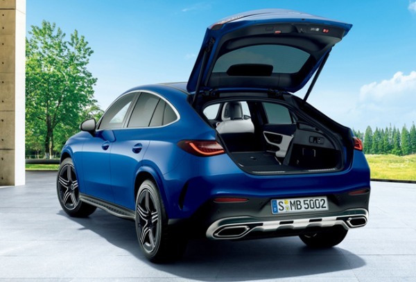 AMGラインパッケージを標準装備すると同時に戦略的な価格を実現したメルセデス・ベンツGLC／GLCクーペのスポーツモデルが日本上陸