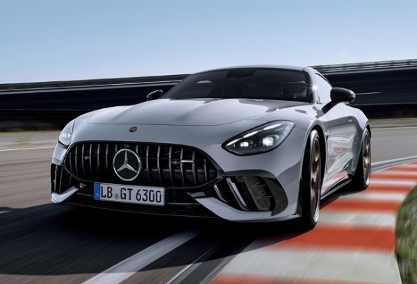 サーキットでのパフォーマンスを追求したメルセデスAMG GTクーペのハイパフォーマンスモデル「メルセデスAMG GT 63 PRO 4MATIC＋クーペ」が日本デビュー