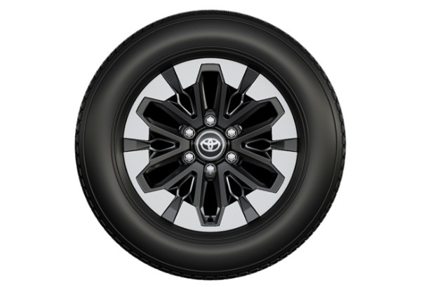 約10年ぶりに全面改良した新型トヨタ・ハイラックスが日本で発売