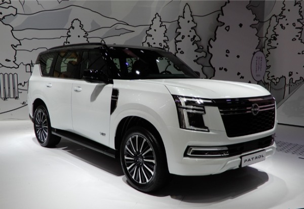 ジャパンモビリティショー2025において日産の新世代フラッグシップモデル3台が揃い踏み