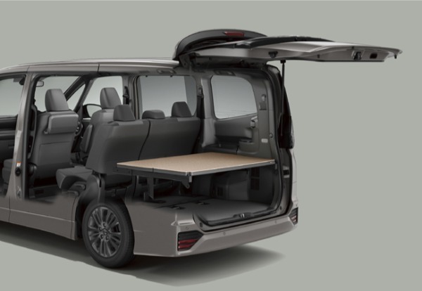 「マルチに使えて自由が広がる」トヨタ・ノア／ヴォクシーのコンプリートカー“MULTI UTILITY”が登場