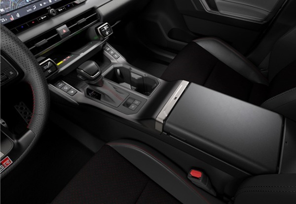 【新型モデル詳報】累計生産台数1500万台、人生を輝かせるクルマ。新型トヨタRAV4が世界で愛される理由